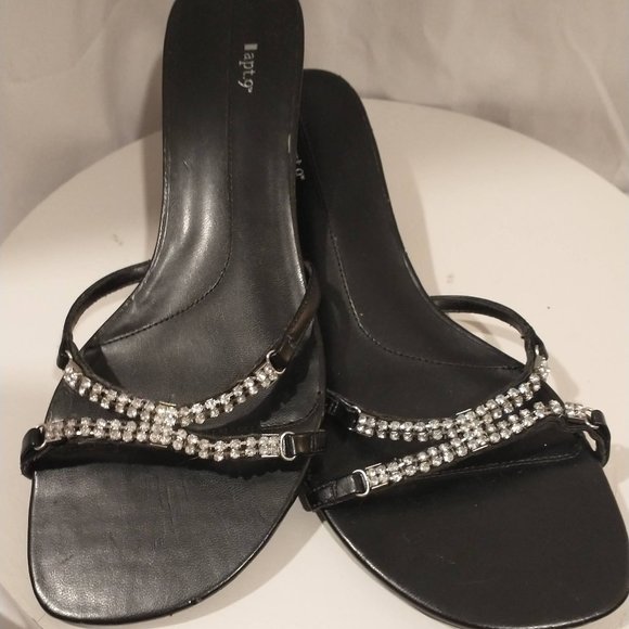 On Trend for 2025  Black Rhinestone Sandals with heel  size 8.5 - Picture 3 of 9